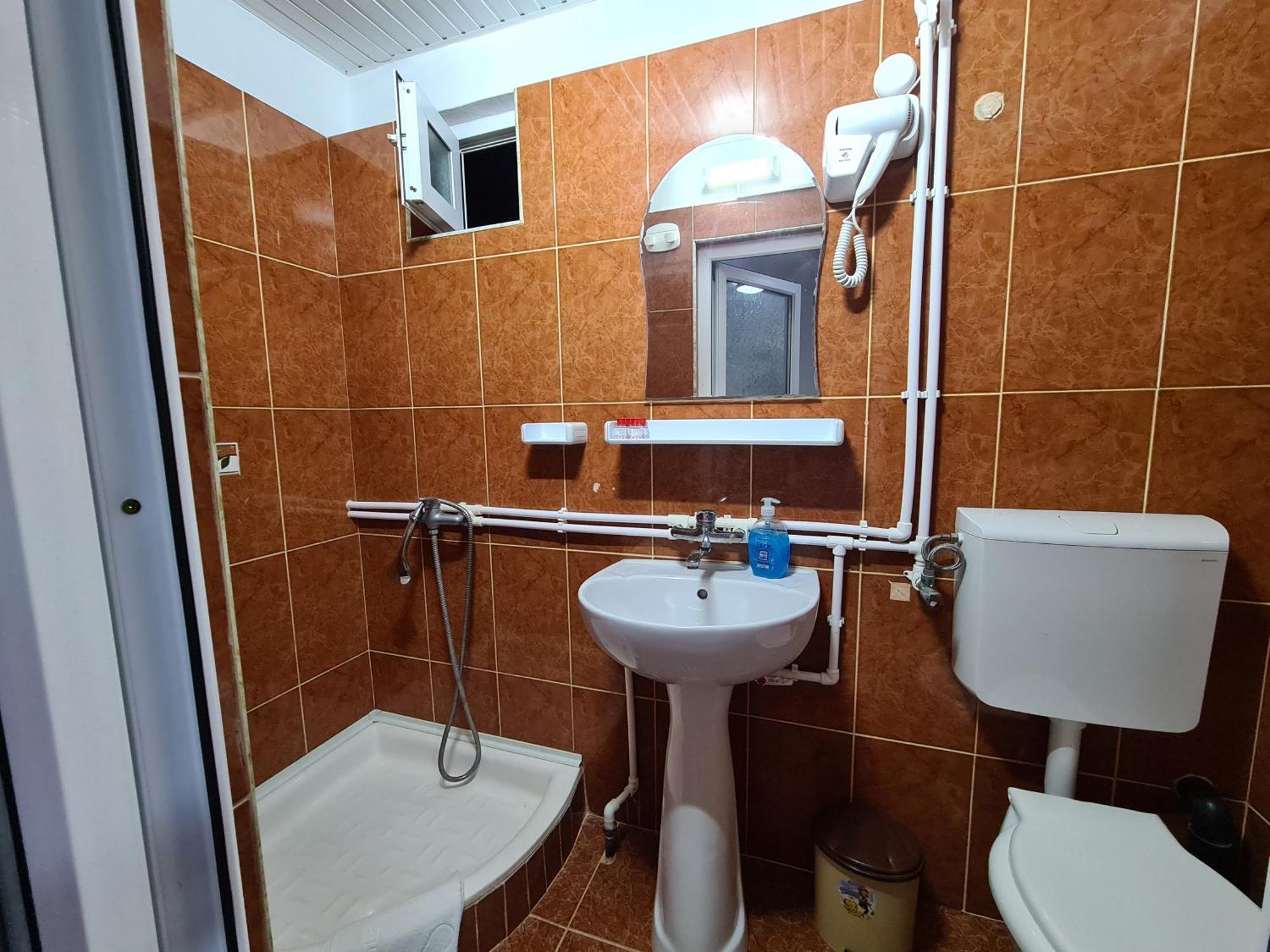 Casa Bianca Hotel Două Mai Екстериор снимка
